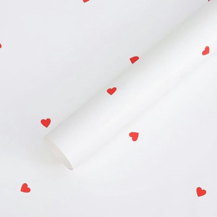 Упаковочная матовая пленка (0,58*0,58 м) Красные сердечки, Белый, 20 шт.